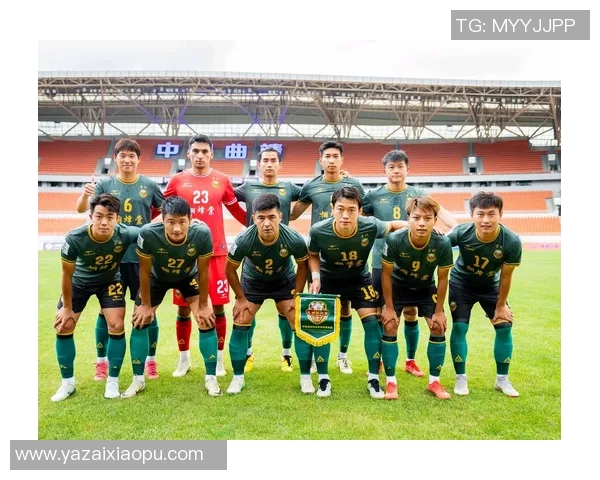 足球巨星勇敢追梦不畏失败坚持拼搏激励无数青少年成长